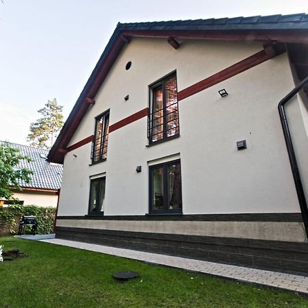 Daisy - Sunny Flowers Apartments Лукенцин Экстерьер фото
